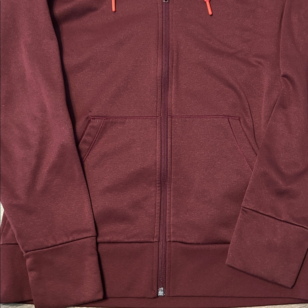 The North Face Maroon Zip-Up jacket - Picture 3 of 5